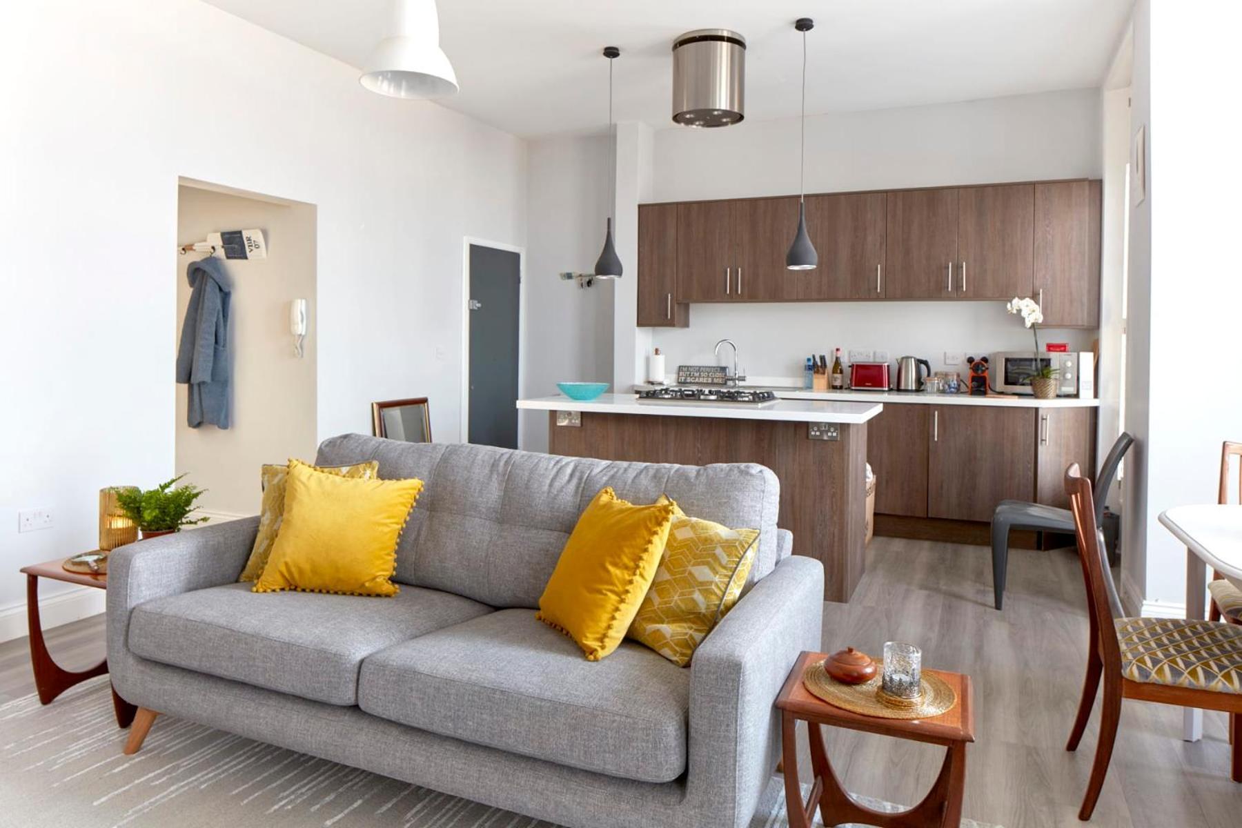 Spacious Beach Front Apartment With Stunning Sea Views Deal Esterno foto
